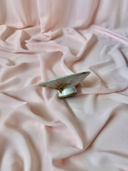 Pedestal Dish - White