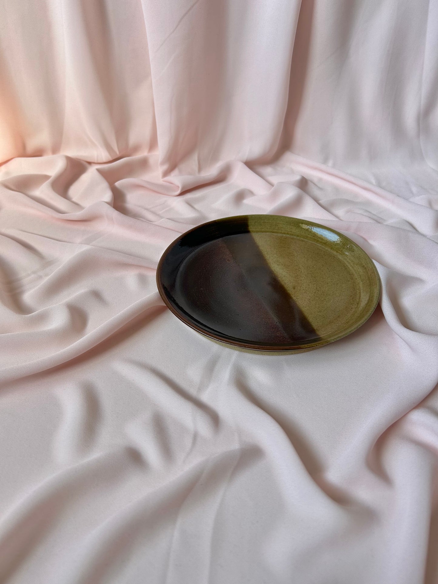 Small Flared Plate - Green/Black