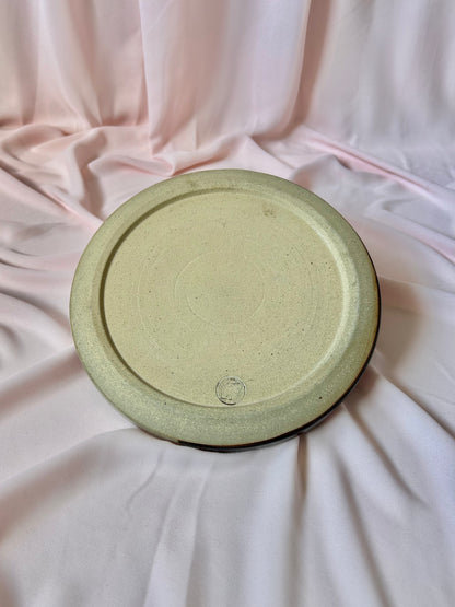 Levitating Plate - White/Black